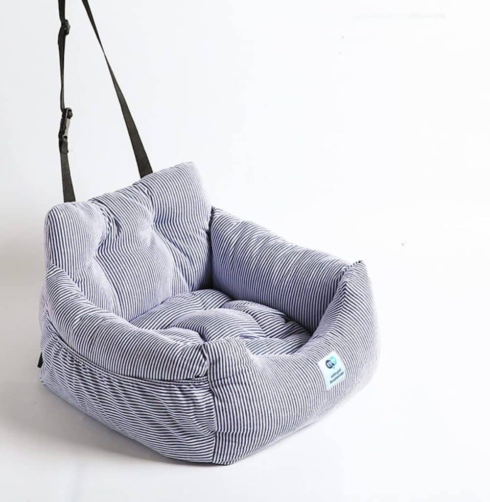 Test du siège de voiture Aidou pour chiens : confort et sécurité