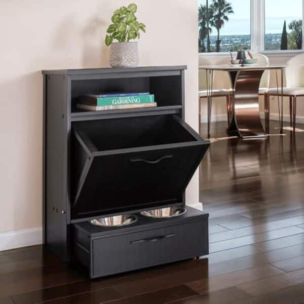 Découvrez notre test complet de l'armoire mangeoire Louisiana pour animaux de compagnie de Finca Casarejo : qualité, design et efficacité pour votre élevage. 