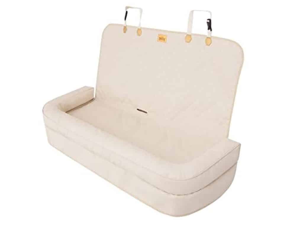 Test : siège de voiture pour chien 135 x 45 cm beige skaj