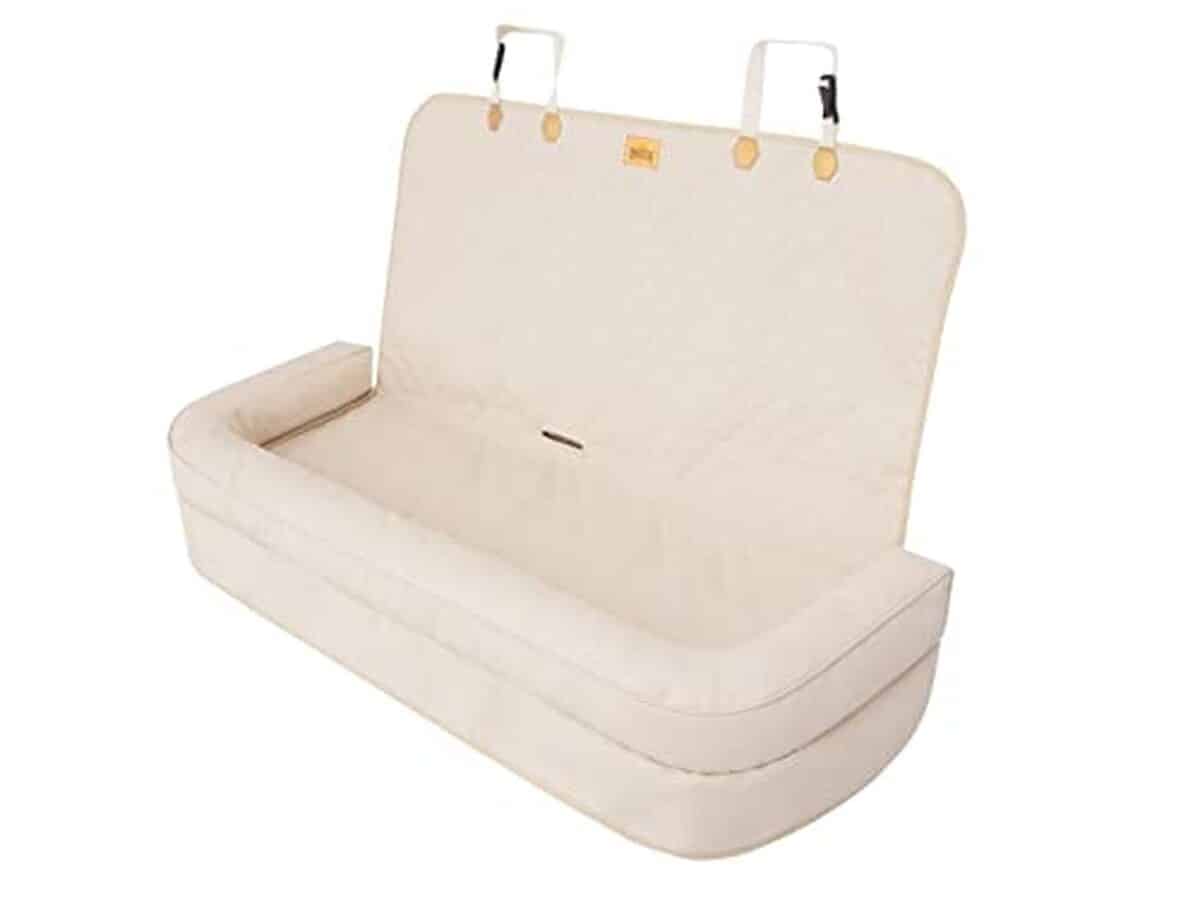 Test : siège de voiture pour chien 135 x 45 cm beige skaj